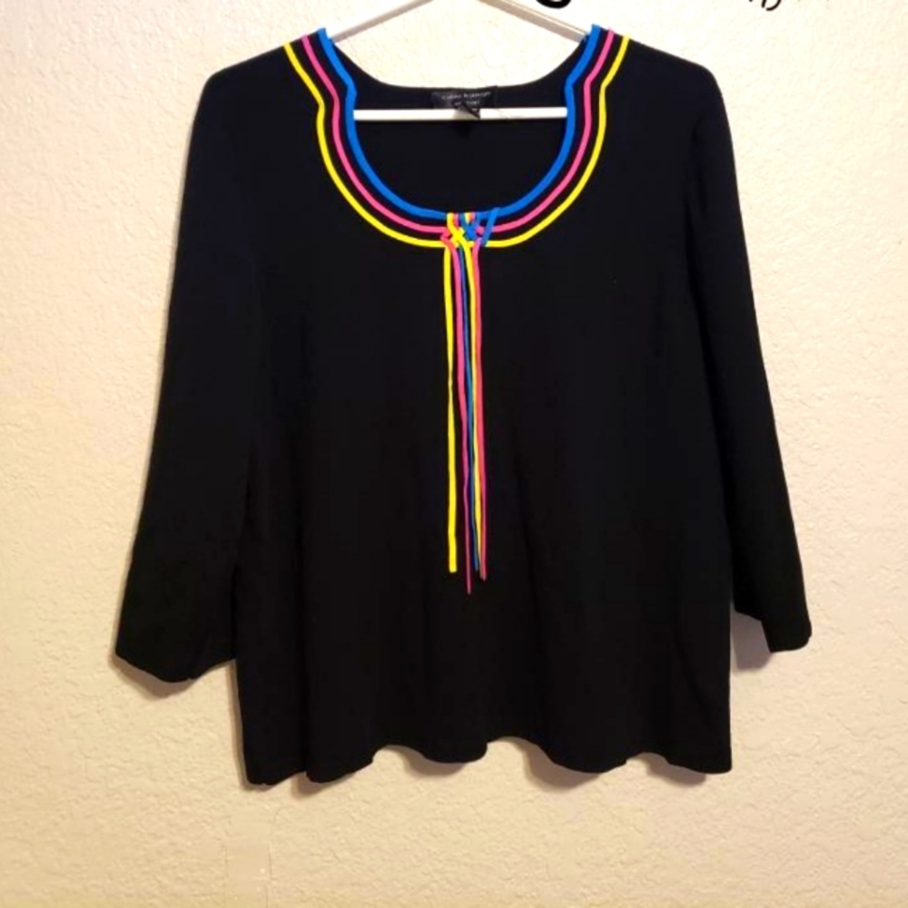 Cable and Gauge size 1X Women's Top Black.